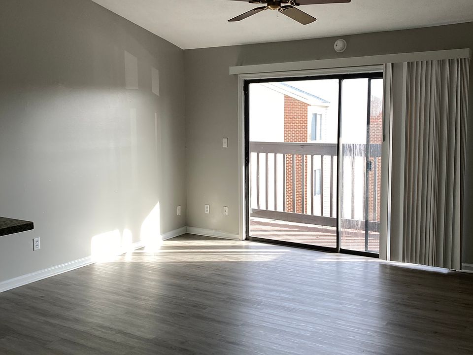 1st image of 43 Davenport Ct