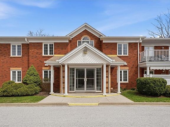 2nd image of 433 Linwell Rd #104