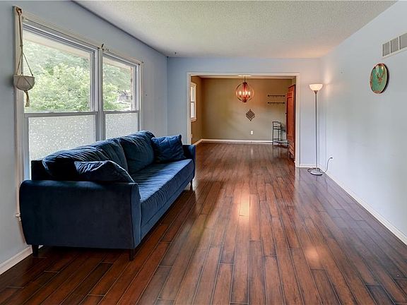4th image of 16816 E Erin Ln