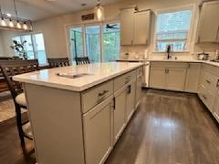 275 Malind Bluff Dr — Photo 12