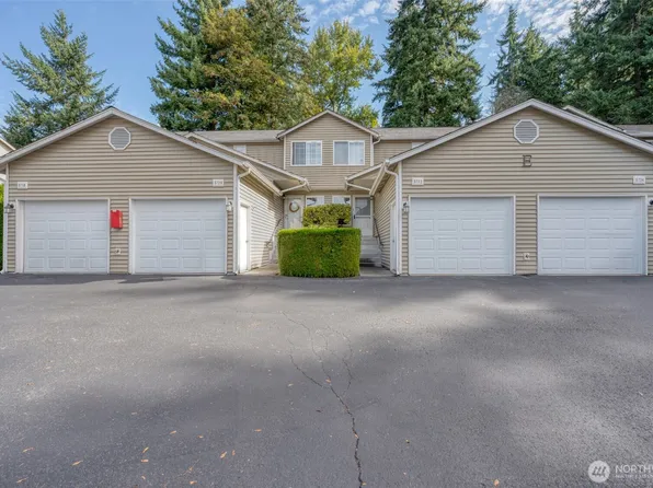 5722 99th Street Ct E, Puyallup, WA 98373
