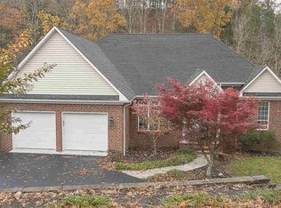 1965 Cascades Rd, Blacksburg, VA 24060