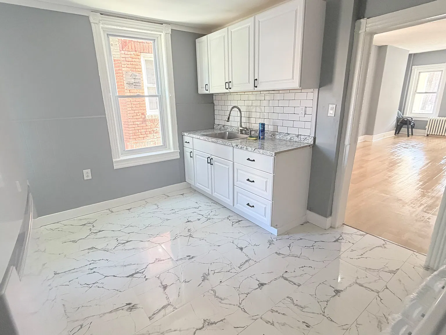 3 bed, 1247 sqft, $2,000 — Photo 4