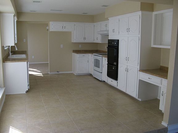 Huge Kitchen 