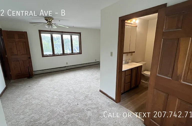 712 Central Ave #B — Photo 17