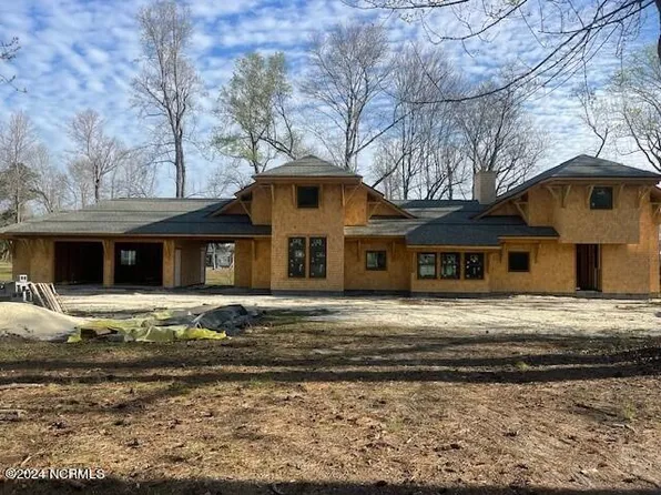 38 Reston Bluff, Hampstead, NC 28443