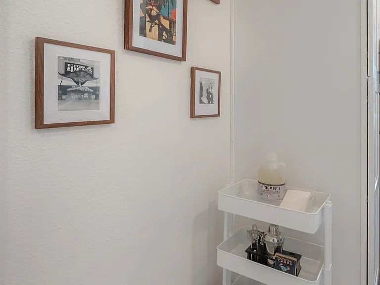 317 W Curtis St — Photo 24