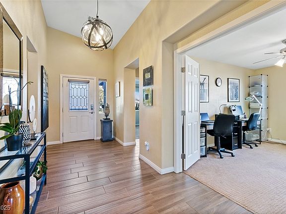 2nd image of 8404 Romantic Sunset St
