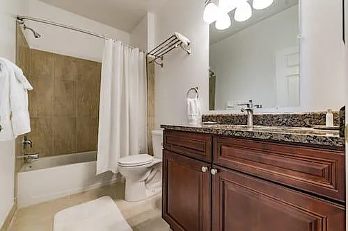 Rita Grace Manor — Photo 16