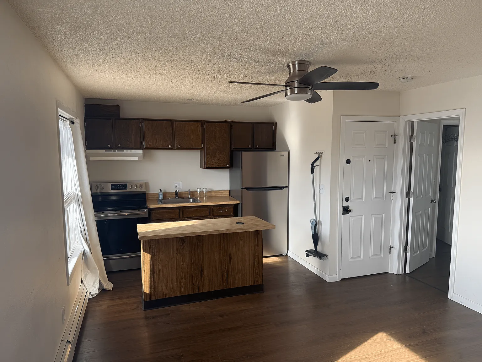 2 bed, 800 sqft, $1,320 — Photo 4