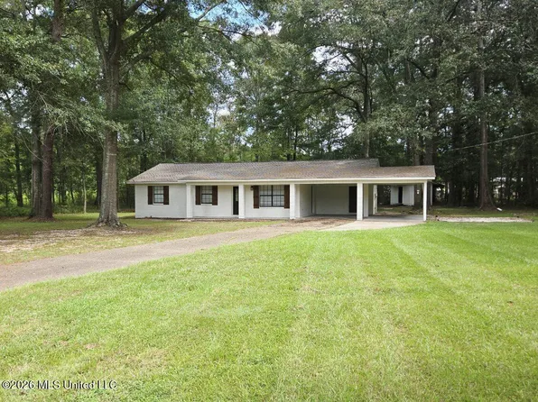 104 Old Highway 15 N, Laurel, MS 39443