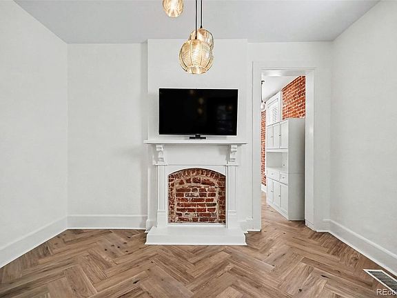 3rd image of 3118 N Marion Street