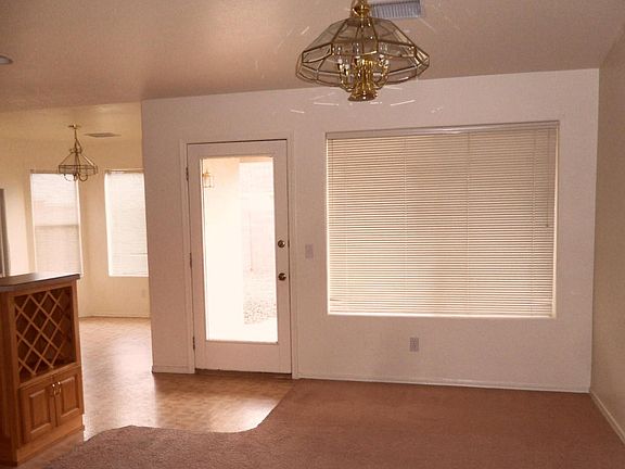 4th image of 2554 Raven Dr