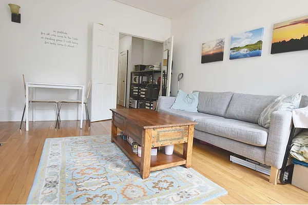 Rented by Bold New York | media 23