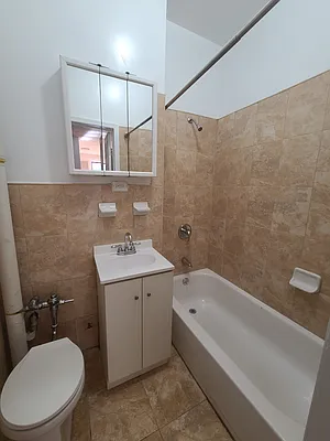 Rented by Cheskel Meisels, LREB | media 19