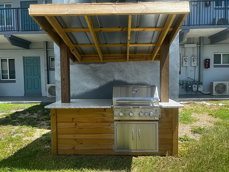 815 Washington St — Photo 39