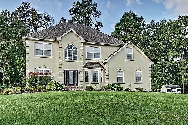 2nd image of 187 Aleksander Ln