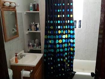 4th image of 826 N Maplewood Ave APT 1