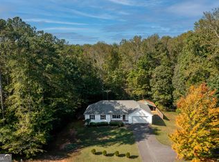 2250 Benefield Rd, Cumming, GA 30041