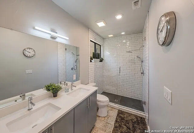 137 Lotus St — Photo 20