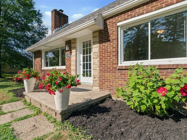 5340 Georgiann Dr, Gibsonia, PA 15044