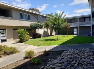 527 Walker Dr, Mountain View, CA 94043