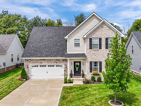 2nd image of 121 Bill Perkins Ln