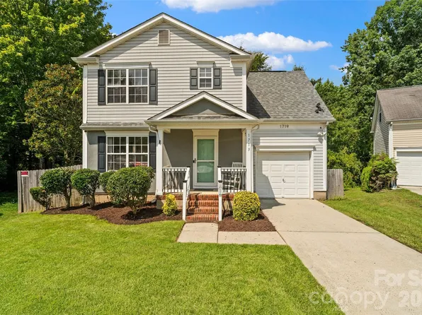 1719 Oleander Hill Ct, Charlotte, NC 28214