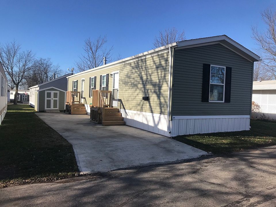 1st image of 4925 Genesse St #132S