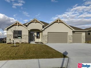 18714 California St, Elkhorn, NE 68022