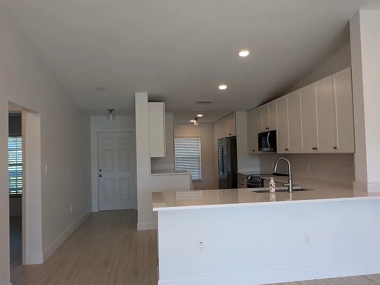 4950 West Blvd — Photo 1