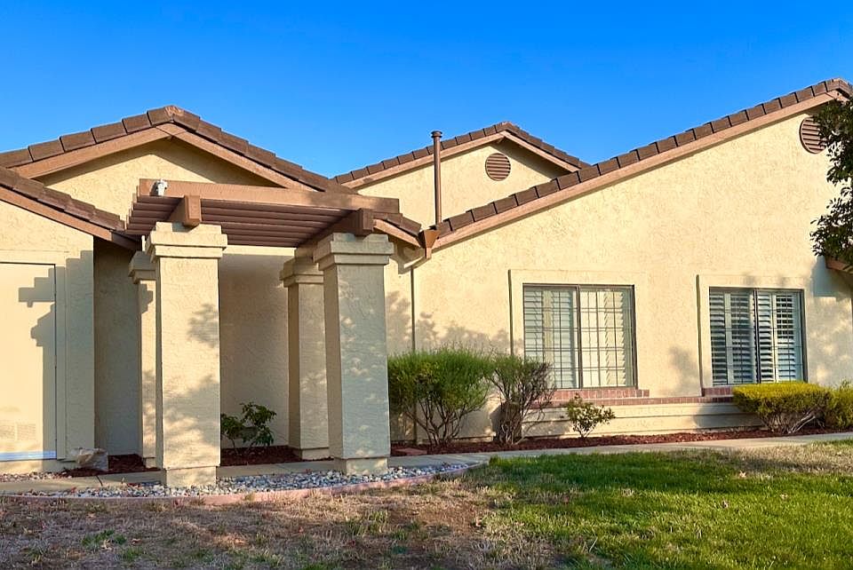 1st image of 3355 Lake Lesina Dr