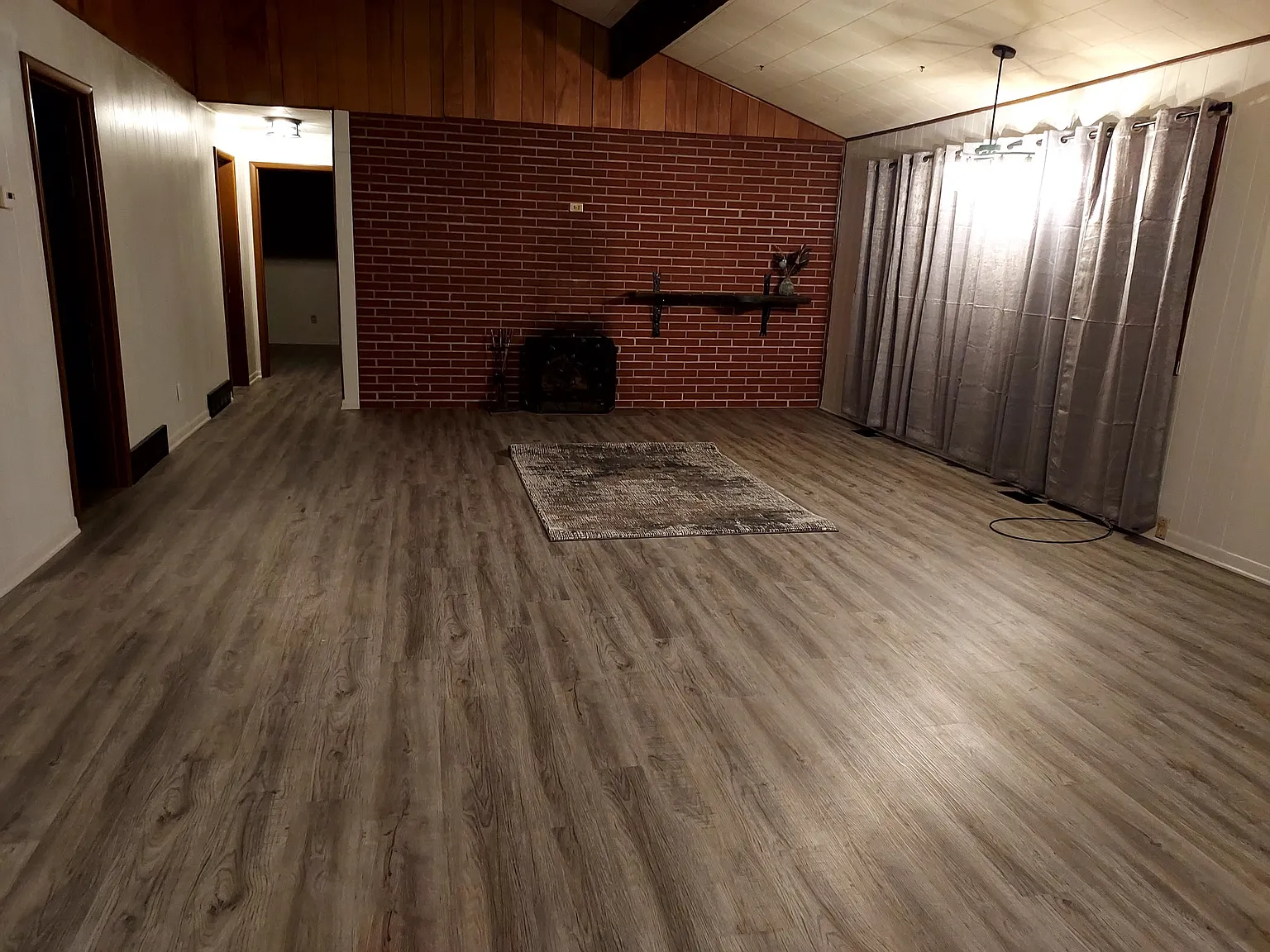 3 bed, 1320 sqft, $2,000 — Photo 2
