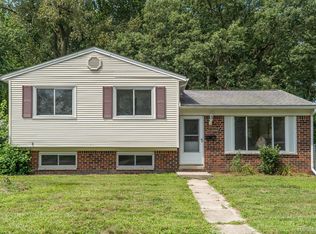 15702 Springhill St, Romulus, MI 48174