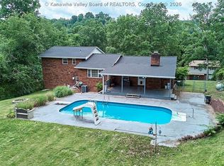 4926 Dempsey Dr, Cross Lanes, WV 25313