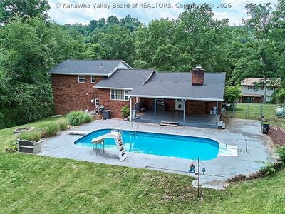 4926 Dempsey Dr, Cross Lanes, WV, 25313