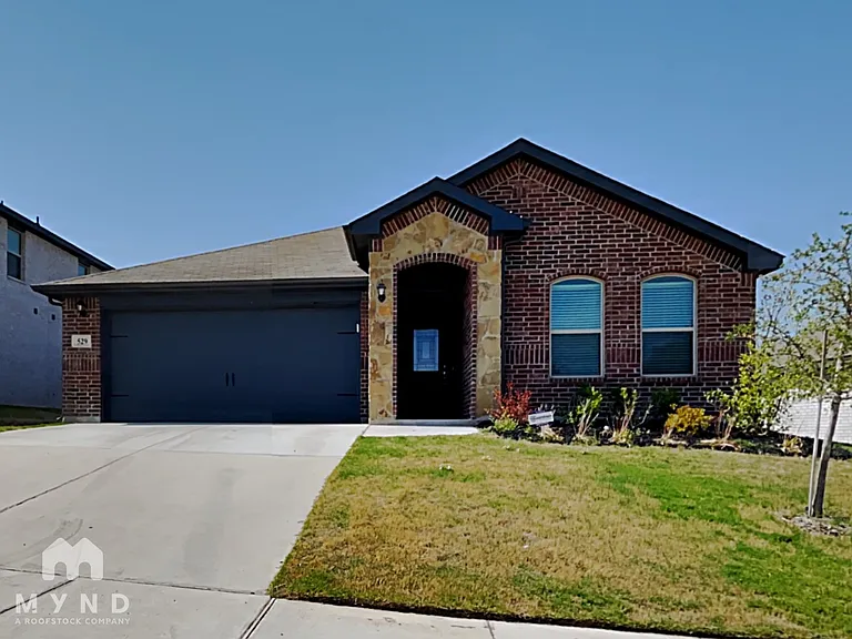 529 Paloma St — Photo 1