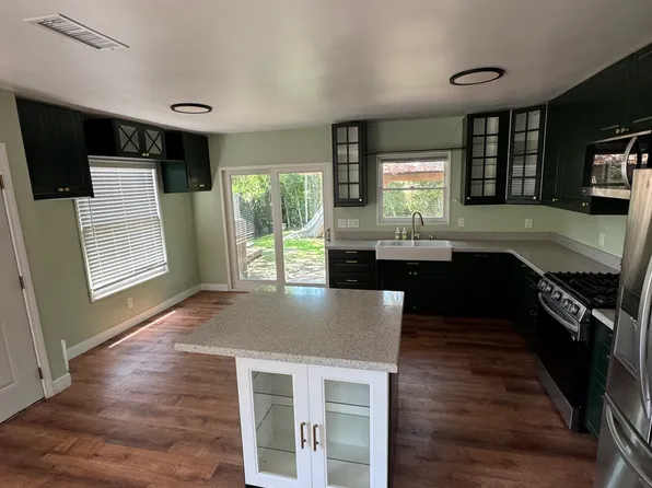 10159 Farragut Dr, Culver City, CA 90232
