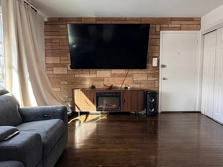 147 Dodge Ave #1 — Photo 1
