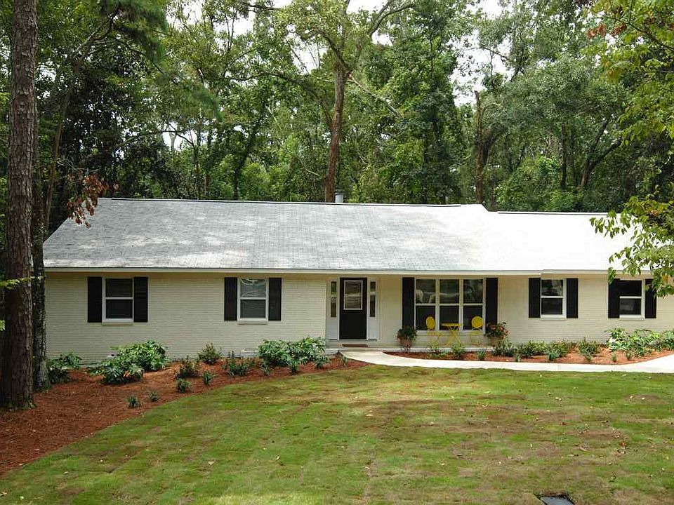 1st image of 3008 Avon Cir