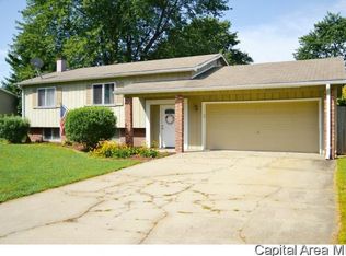 6 Westview, Franklin, IL 62638