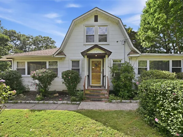 64 Satinwood Road, Rocky Point, NY 11778
