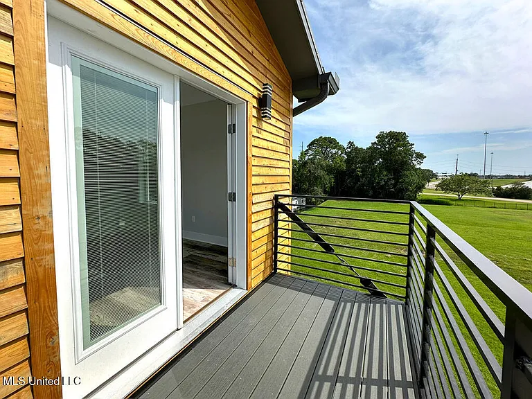 10152 Seymour Ave #A — Photo 32