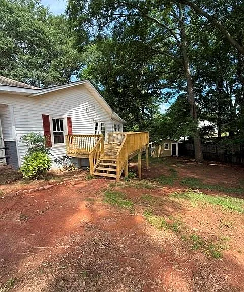 920 Cardinal Dr — Photo 5