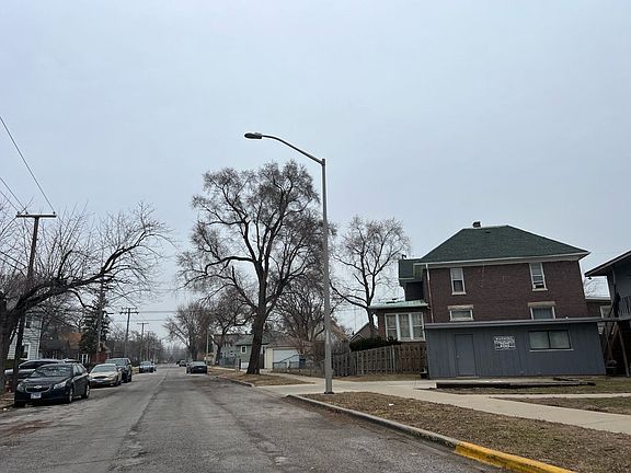 4th image of 481 Lincoln Ave
