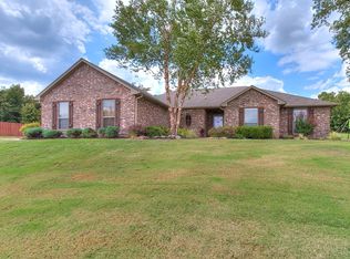 7225 Morning Song Dr, Oklahoma City, OK 73150
