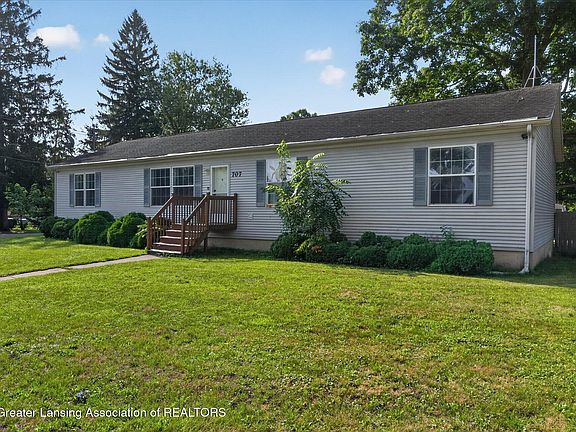 4th image of 707 Sawyer Rd