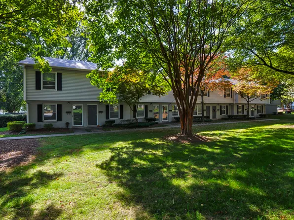 Lexington Commons