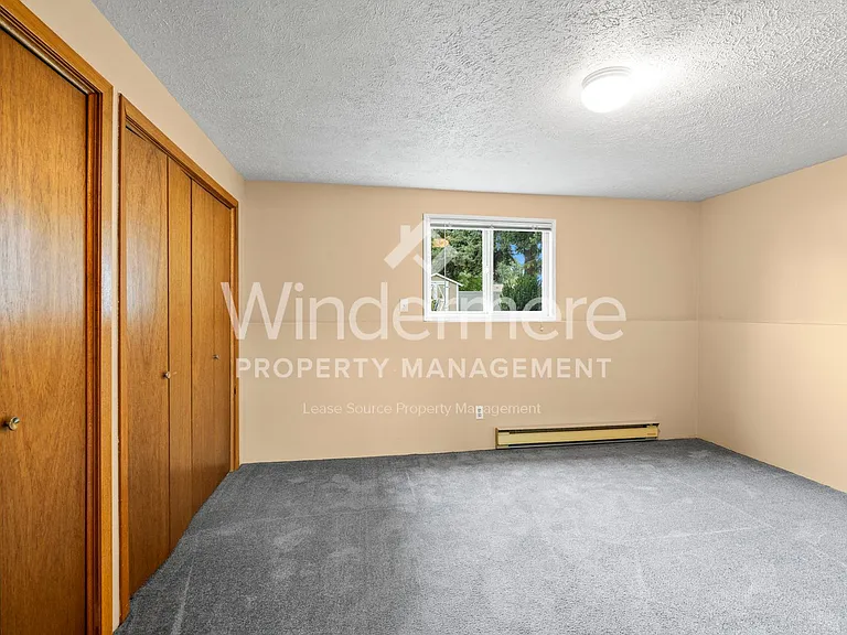 14920 E 14th Ave — Photo 22