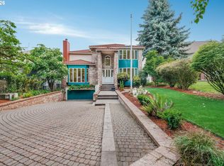 9101 NE Cliff St, Portland, OR 97220